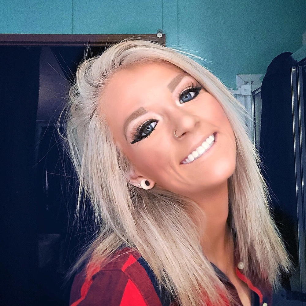 Meet your Posher, Kassy